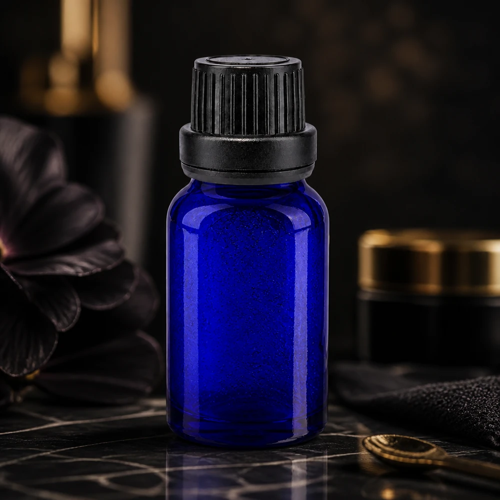 Flacon de pharmacie bleu 10ml bouchon inviolable blanc 2mm bouchon inviolabilité Flacon de pharmacie bleu foncé de 10 ml, muni d'un bouchon compte-gouttes à sécurité enfants et d'une bague d'inviolabilité noire