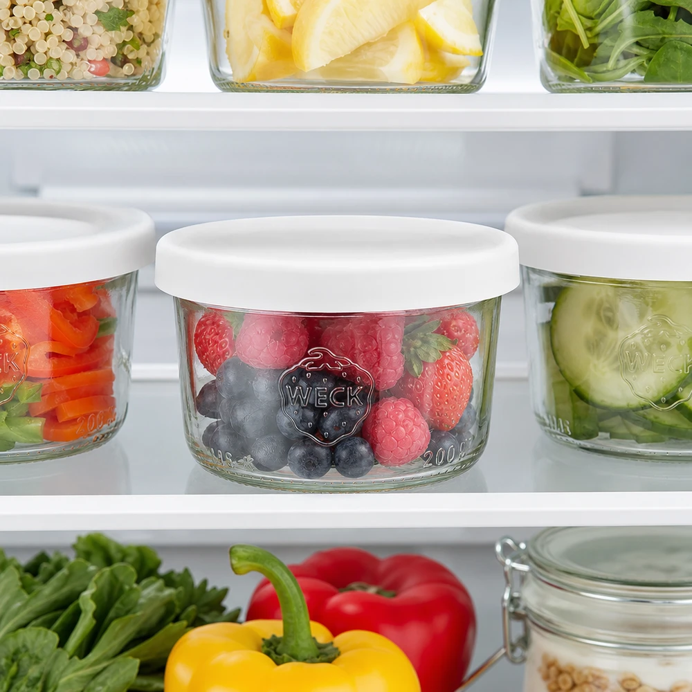 WECK Pot renversé 200ml RR80 avec baies dans le réfrigérateur couvercle blanc en silicone Pot fraîcheur pour fruits et légumes