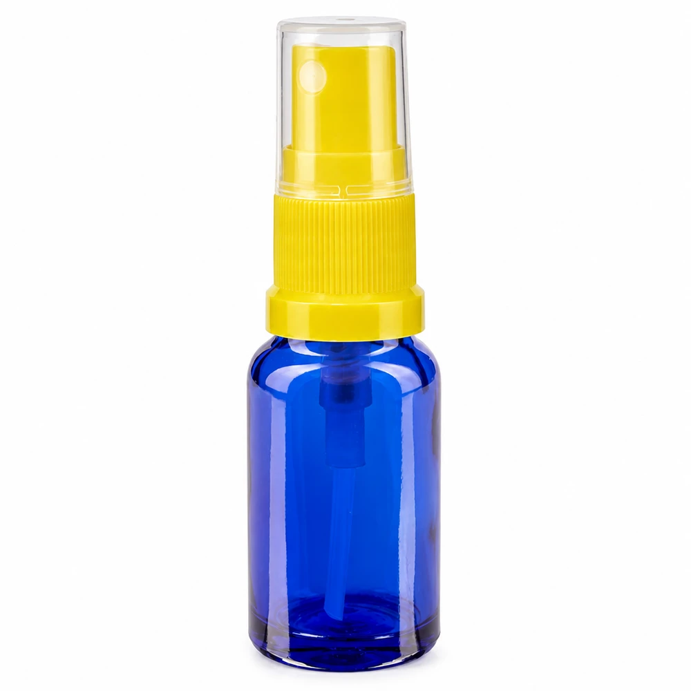 Flacon en verre bleu de 30 ml avec vaporisateur jaune et bouchon de protection transparent, destiné aux pharmacies