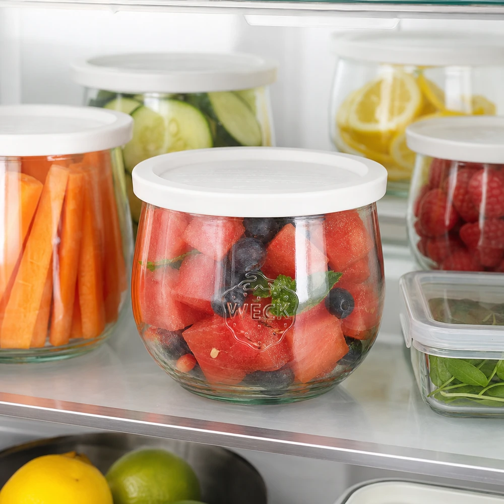 WECK Pot tulipe 580ml RR100 au réfrigérateur avec salade de fruits à base de pastèque et de baies comme solution Meal Prep fraîche