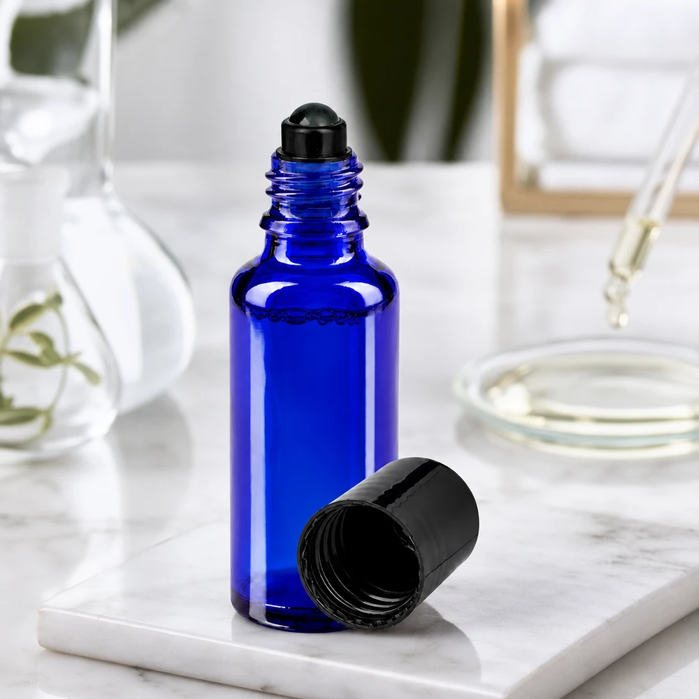 Flacon de déodorant en verre bleu 30 ml, déo à bille vide Flacon en verre bleu cobalt de 30 ml avec embout à bille noir et bouchon à vis amovible