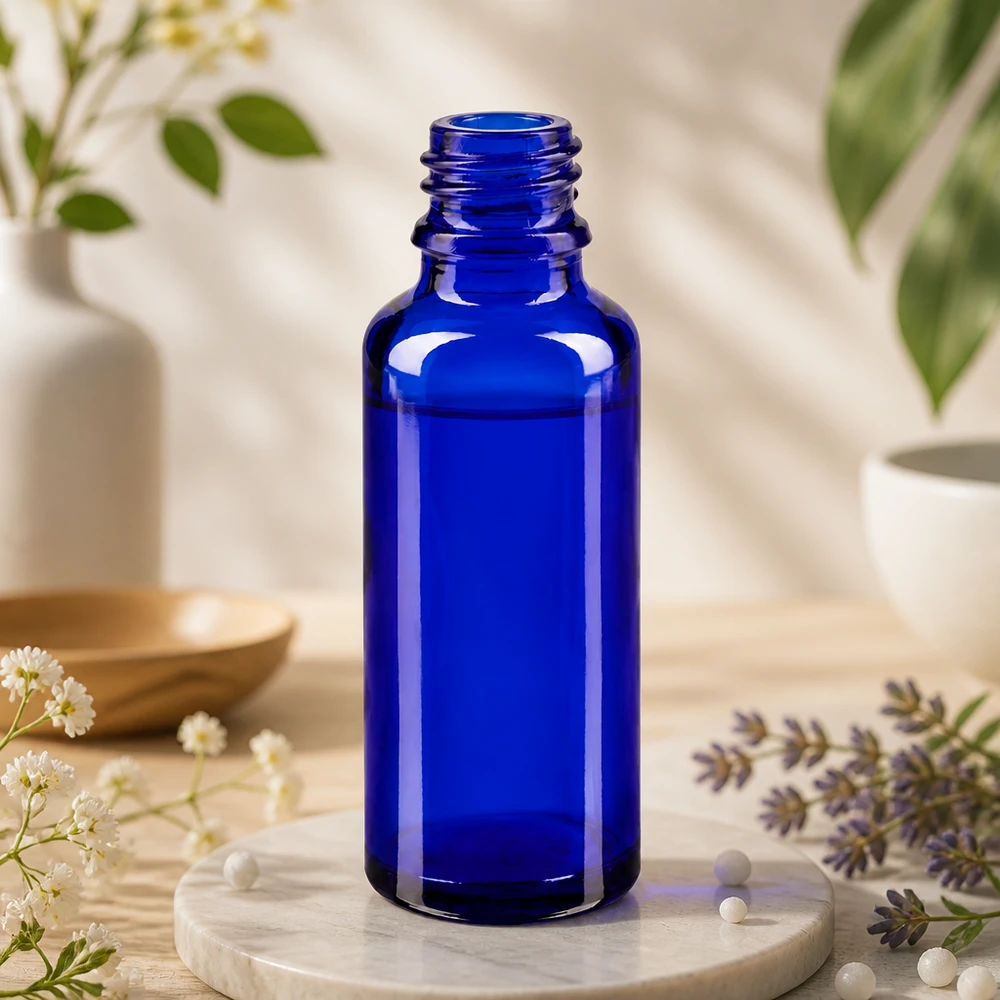 Flacon compte-gouttes pour pharmacie 30 ml DIN18 - verre bleu Flacon de pharmacie bleu ApoGlas de 30 ml avec col à vis étroit pour un dosage au goutte à goutte