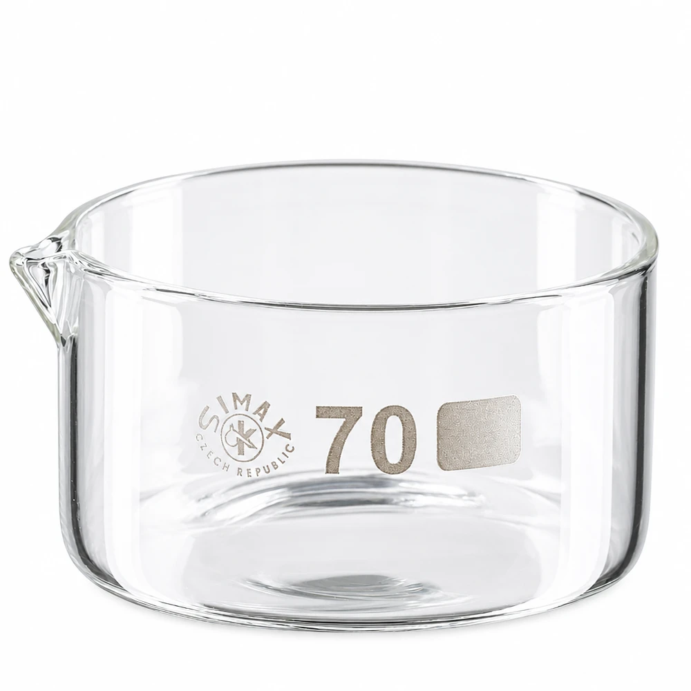 Coupelle de cristallisation 100 ml avec bec verseur Bol de cristallisation de 100 ml en verre borosilicaté avec bec verseur, diamètre 70 mm, de Simax Czech Republic