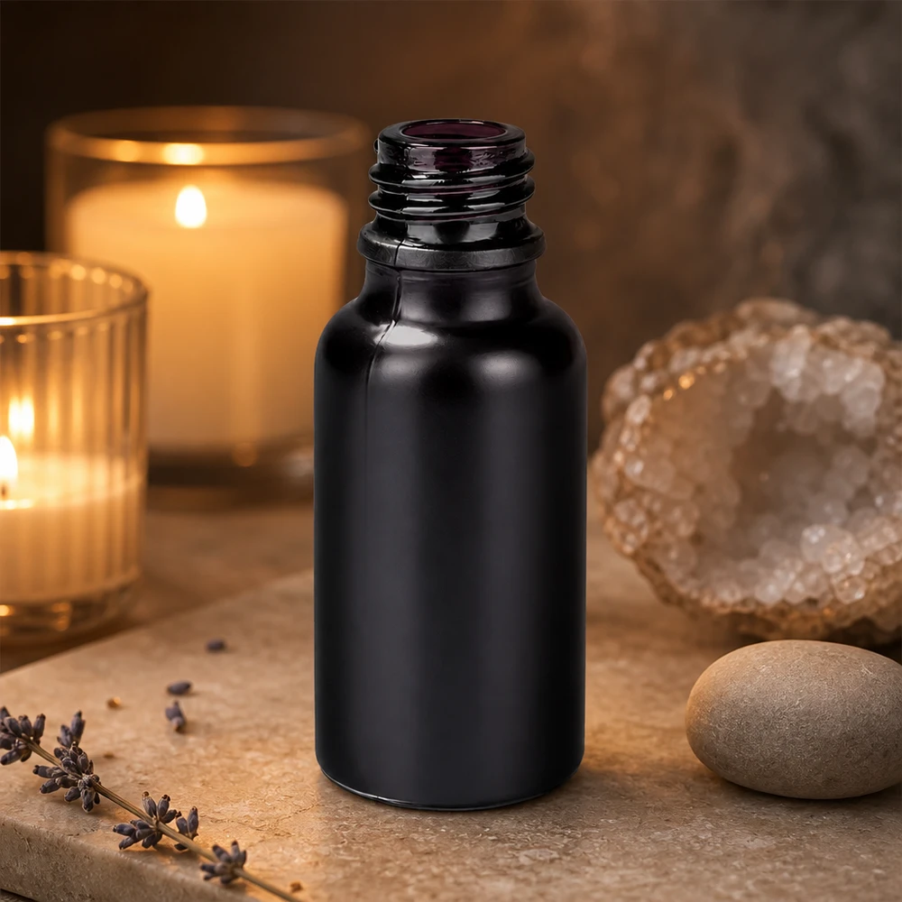 Bouteille en verre noir robuste 20ml BlackLine pour une conservation sûre des teintures et des essences