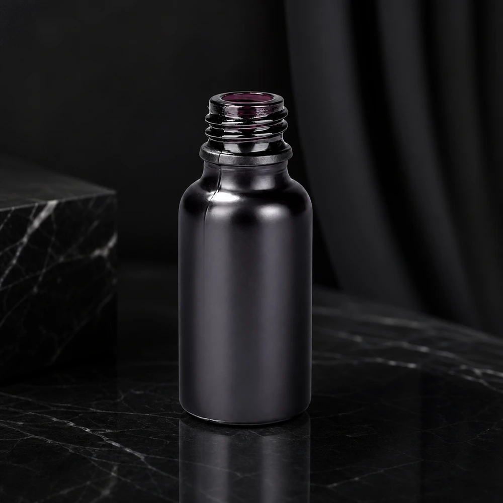 Flacon à pharmacie 20ml BlackLine UT18/20 UNiTWIST Bouteille 20ml BlackLine moderne avec surface en verre noir brillant et filetage UT18/20